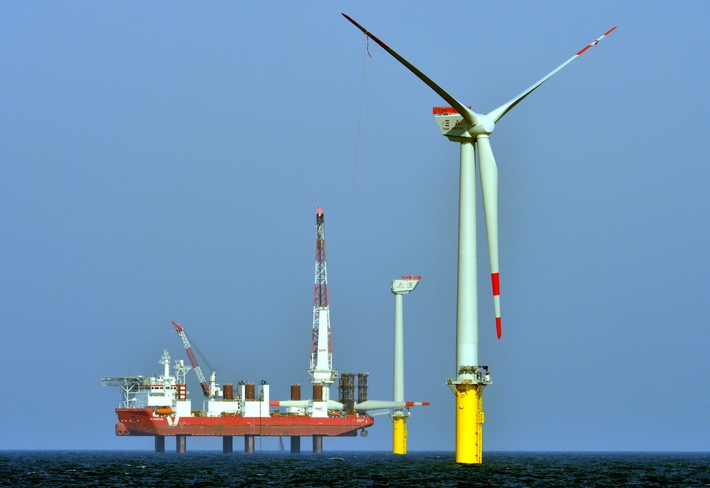 Trianel Windpark Borkum trotzt schwierigen Wetterbedingungen / Winterkampagne im Stadtwerke-Windpark im Plan (FOTO)