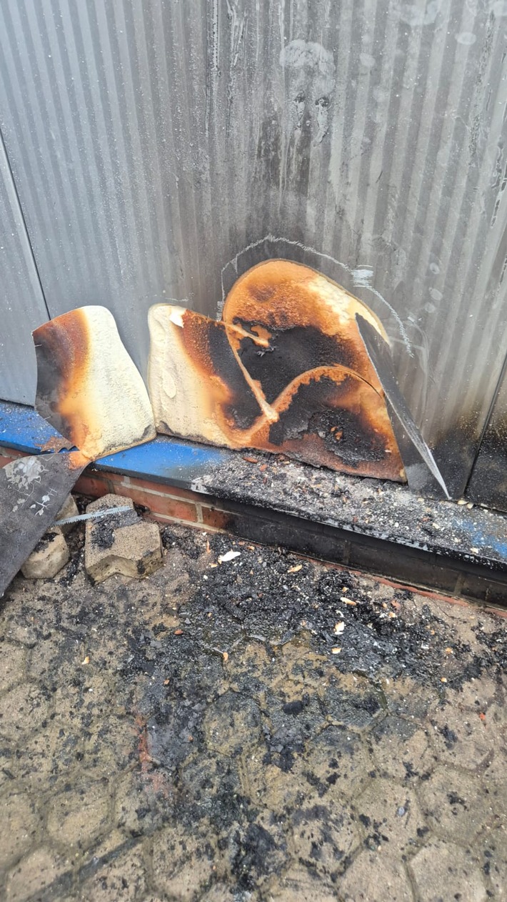 FW-OLL: Brand Sporthalle