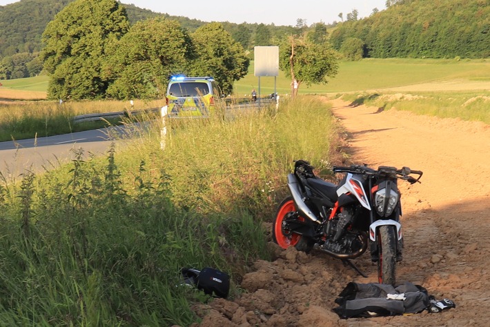 POL-PB: Rollerfahrer, Radfahrer und Motorradfahrer bei Unfällen verletzt