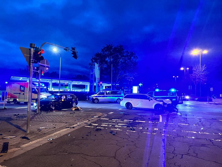 LPI-EF: Vorfahrt missachtet - Schwerverletzte bei Verkehrsunfall in Erfurt