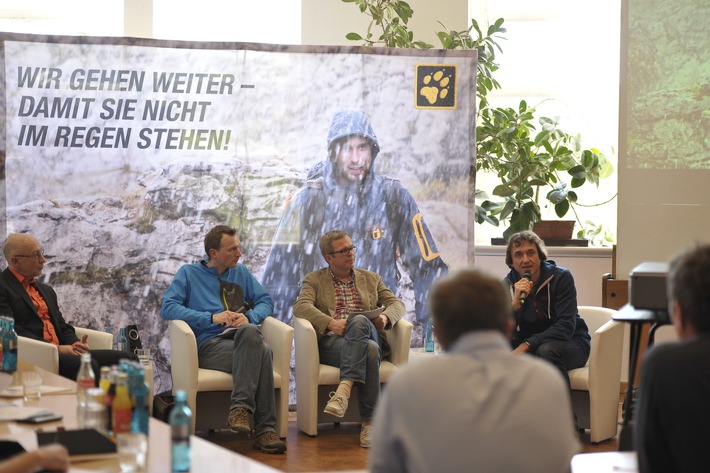 Jack Wolfskin übernimmt Vorreiterrolle für saubere Produktion von Outdoor-Bekleidung