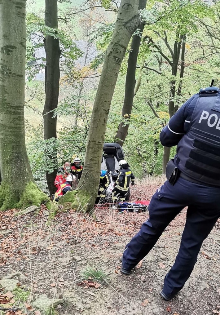 FW-EN: Quad stürzt Böschung herunter