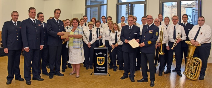 FW-DO: Freiwillige Feuerwehr / Offizielle Gründung des Feuerwehr Musikzuges