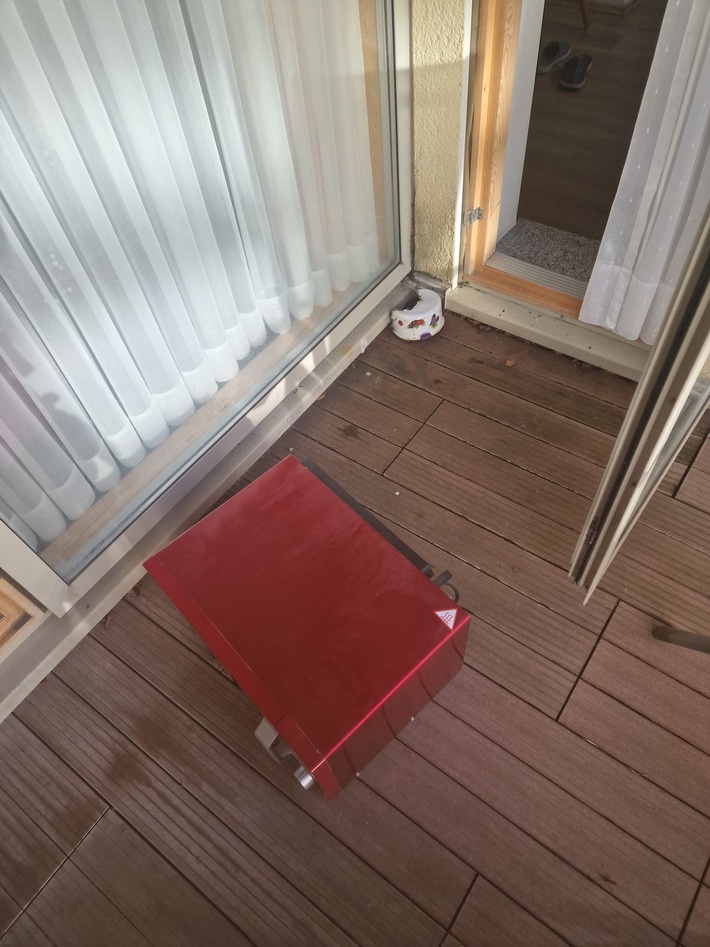 FW-EN: Gemeldeter Brand im Gebäude - Feuerwehr Wetter (Ruhr) am Mittag im Einsatz