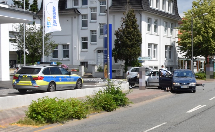 POL-HF: Verkehrsunfall mit Personenschaden -
Alkoholisierte Fahrerin verursacht Zusammenstoß