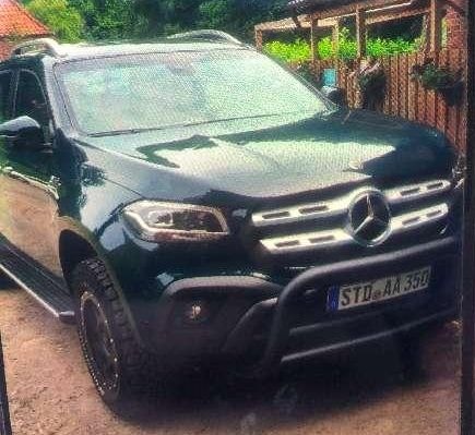 POL-STD: Mercedes Gelände-Pickup in Agathenburg entwendet