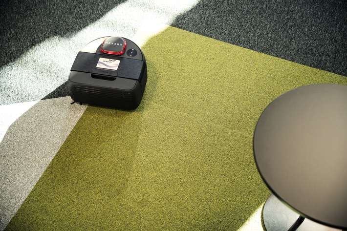 Vorreiter für smarte Gebäudereinigung: Stadtforum Dresden setzt auf Robotiklösung von Nexaro