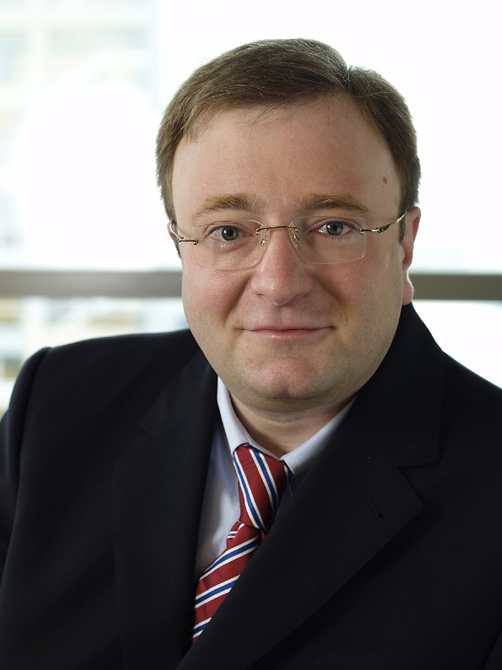 Dr. Fritz Moser wird neuer Vorstandsvorsitzender der Steria Mummert Consulting AG und Mitglied des Executive Committees der Steria Gruppe (BILD)