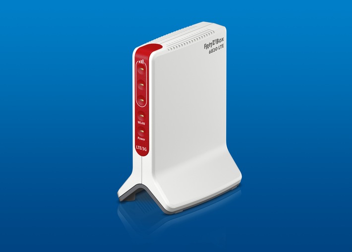Neue FRITZ!Box 6820 LTE: Schnelles Internet in allen LTE-Netzen und
hoher Komfort - ideal für zuhause und unterwegs