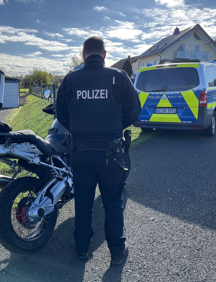 POL-OF: Schnelle Festnahme nach mutmaßlichen exhibitionistischen Handlungen; Schockanruf mit Geldübergabe; Unbekannte zerstörten mehrere Verkehrsschilder: Polizei sucht weitere Zeugen und mehr