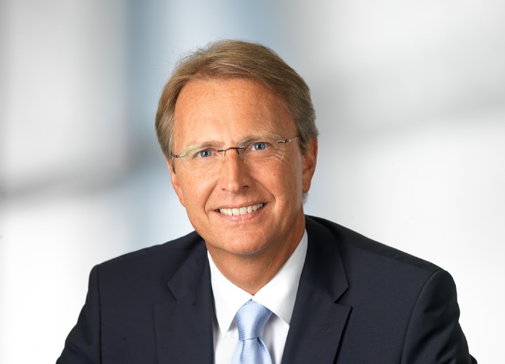 Wilfried Pruschak neuer Vorstandsvorsitzender der COMPAREX AG