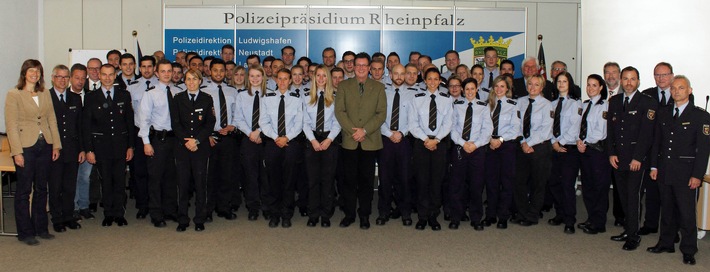 POL-PPRP: "Neue" Polizisten fürs Polizeipräsidium Rheinpfalz