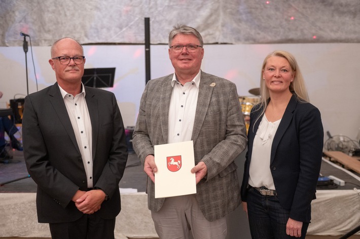 POL-GOE: Abschied nach 43 Jahren in der Polizei: Mathias Schröder, Vizepräsident der Polizeidirektion Göttingen, in den Ruhestand verabschiedet