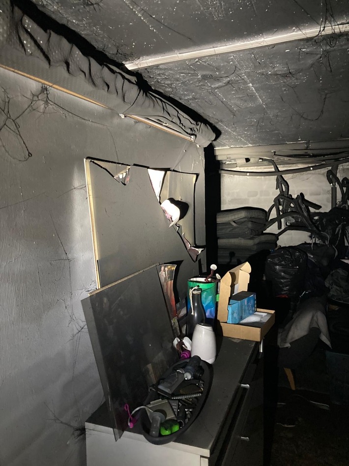 FW Datteln: Feuerwehr Datteln bewältigt zwei Brandeinsätze in einer Nacht