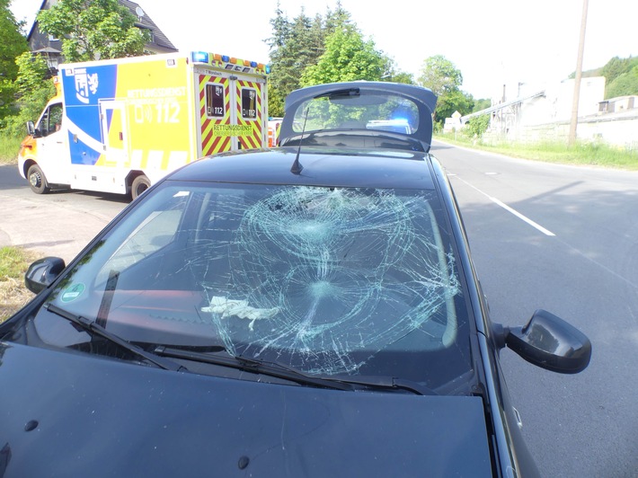 POL-GM: Alkoholisierter Pedelecfahrer bei Zusammenstoß mit Auto schwer verletzt