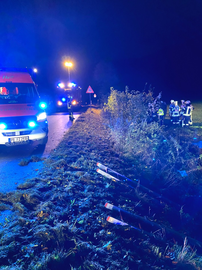 FW-PB: Zwei Verletzte nach Verkehrsunfall