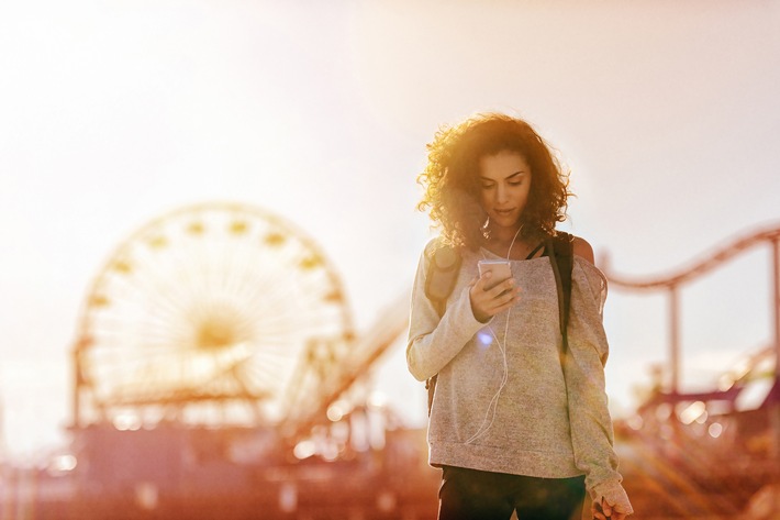 Musik-Streaming: Miles & More Prämienmeilen ab sofort bei Napster sammeln und einlösen