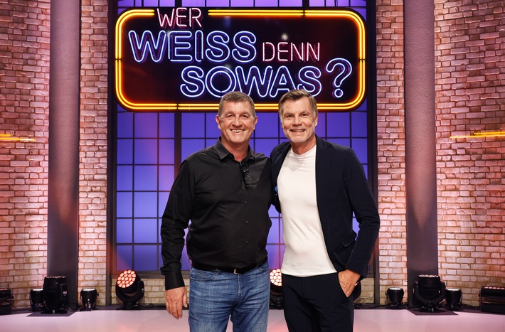 Vom Europameister zum Quizmeister: Thomas Helmer und Thomas Strunz bei &quot;Wer weiß denn sowas?&quot; - Das Wissensquiz vom 4. bis 8. November 2024, um 18:00 Uhr im Ersten