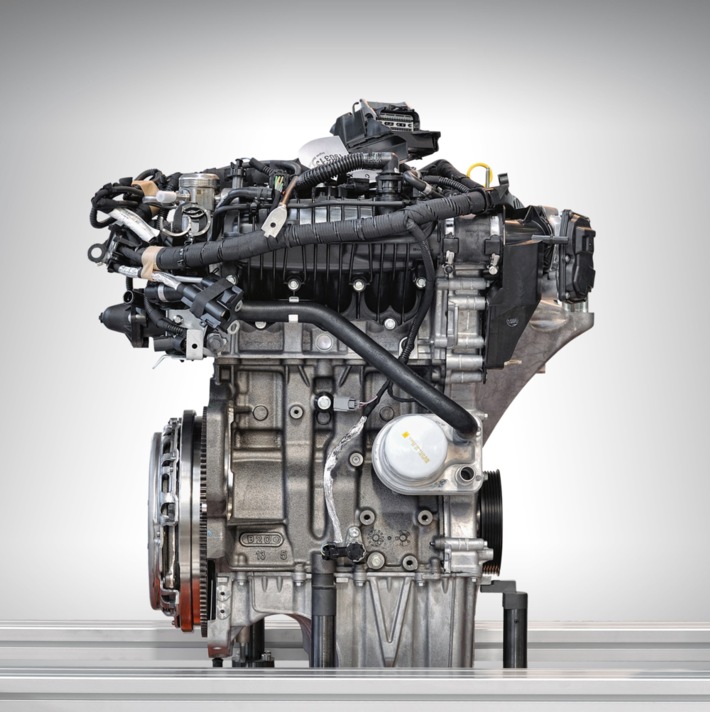 Ford EcoBoost-Dreizylinder-Motor: Zum vierten Mal in Folge "International Engine of the Year" in der 1,0-Liter-Kategorie (FOTO)