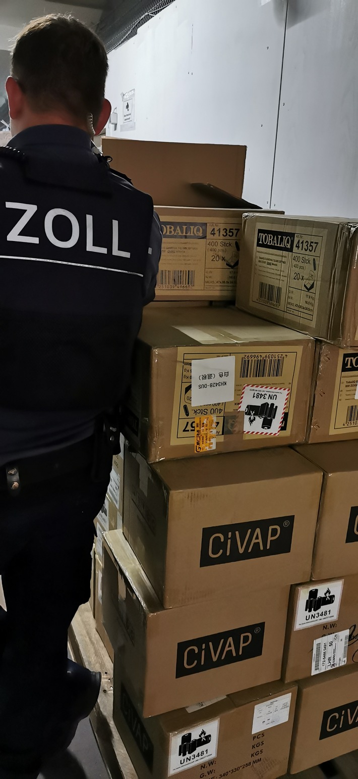 HZA-K: Kölner Zoll stellt in China-Center knapp 40.000 gefälschte E-Liquid-Zigaretten und rund 133 unversteuerte Liter E-Liquid sicher - Strafverfahren gegen mehrere Ladenbetreiber eingeleitet