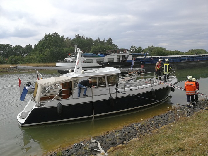 POL-LG: ++ Sportboot in Not ++ volltrunken am Steuer ++ Senior bei Verkehrsunfall schwer verletzt ++