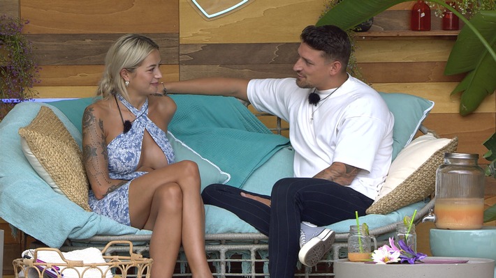 "Love Island": / Granaten Date-Day und Jennifer will Robin!