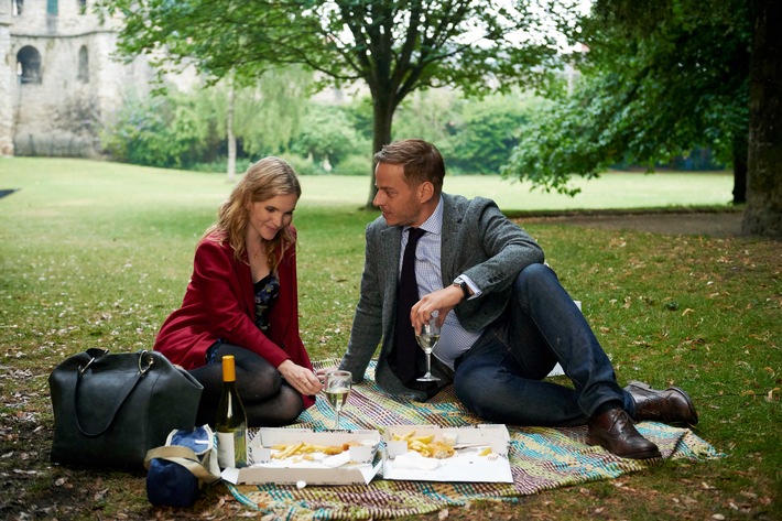 Zweiteiler "Cecelia Ahern: In deinem Leben" mit Tom Wlaschiha im ZDF-"Herzkino" (FOTO)