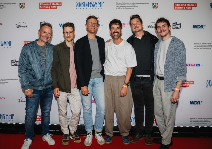 Sky Original Doku-Serie "Love Scam" feiert Premiere auf dem Seriencamp Festival und ist jetzt auf Sky und WOW verfügbar