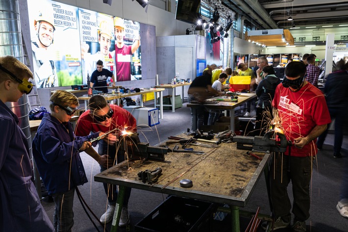 Die Berufsmesse Zürich: Die Berufswelt zum Greifen nah