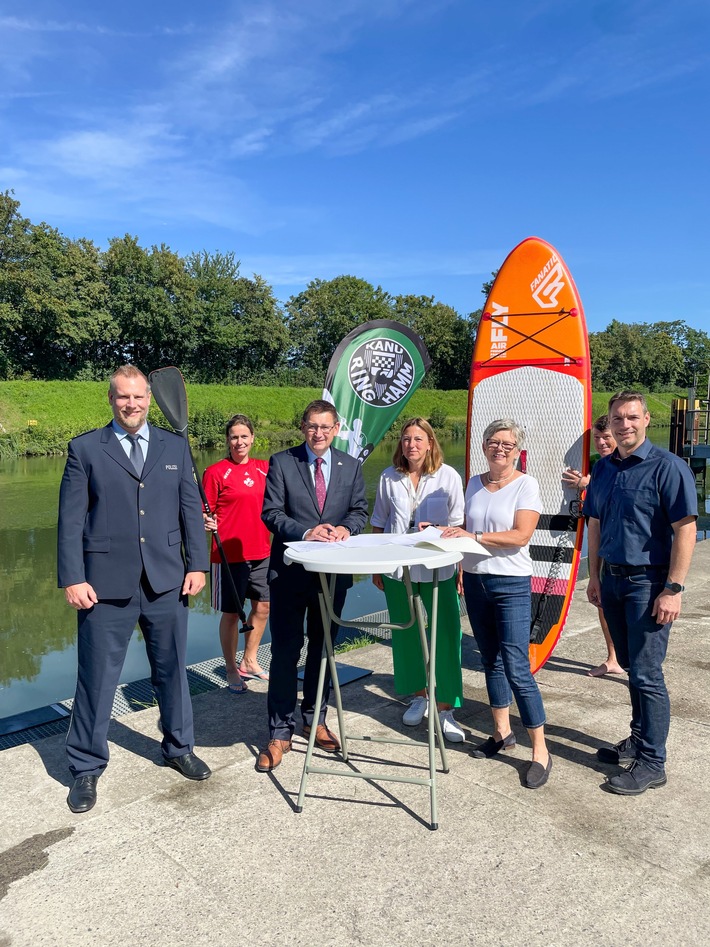 POL-HAM: Fit auf dem Wasser - Kooperationsvereinbarung zwischen dem Kanu-Ring e.V. Hamm und der Polizei Hamm.