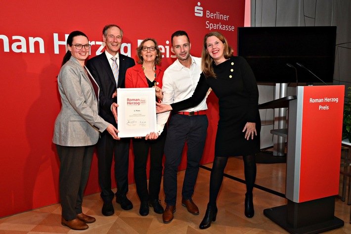 Roman Herzog Preis 2023: Berliner Stiftung für „Treffpunkt Vielfalt“ ausgezeichnet