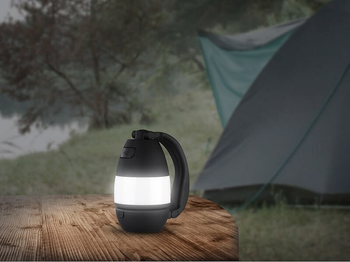 Semptec Urban Survival Technology 4in1-Akku-Campinglaterne CL-506, Hand- & Tischlampe mit USB-Notlader, 225 lm: Spendet überall helles Licht und lädt sogar USB-Mobilgeräte