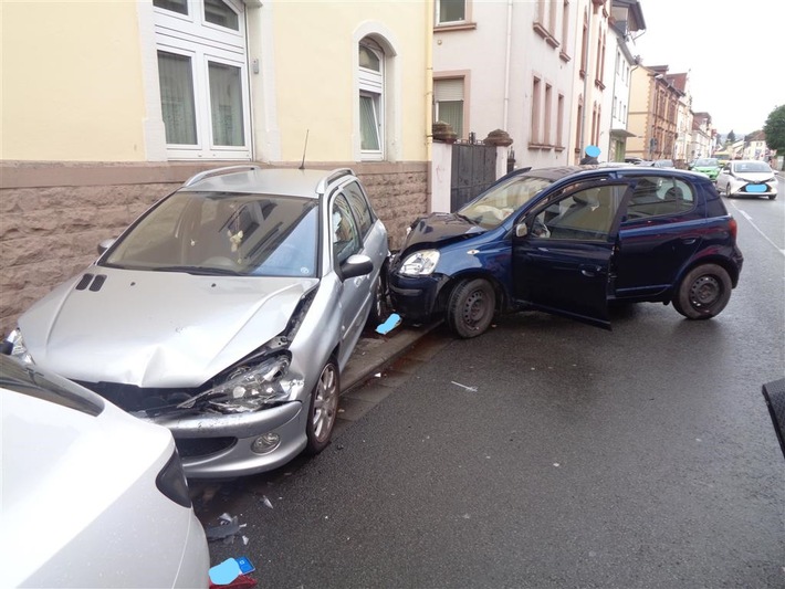 POL-PDPS: Verkehrsunfall unter Alkoholeinfluss