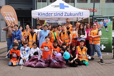 Die Kindernothilfe setzt gemeinsam mit der Erich Kästner-Gesamtschule ein starkes Zeichen zum Welttag gegen Kinderarbeit