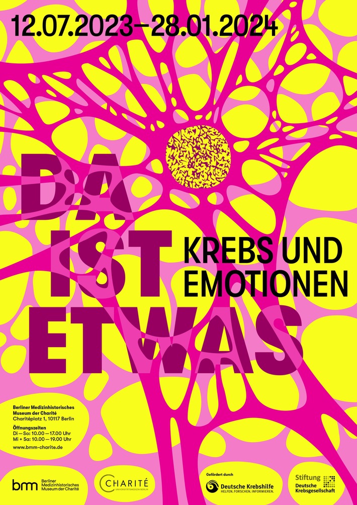 Ausstellungseröffnung &quot;Da ist etwas. Krebs und Emotionen&quot; im Medizinhistorischen Museum/Interventionsausstellung im Virchowschen Präparatesaal