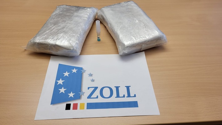 HZA-KI: Zoll stellt Kokain im Wert von rund 140.000 Euro sicher