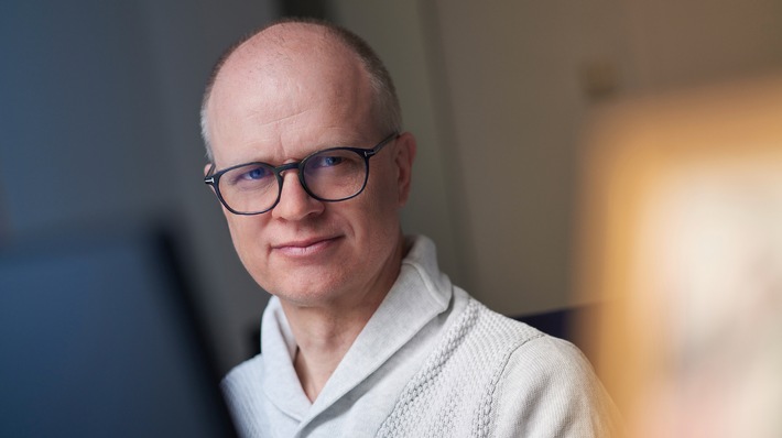 Geir Lysne bleibt bis 2025 Chefdirigent der NDR Bigband