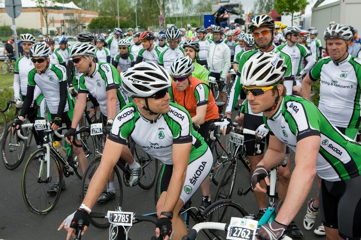 SKODA ist neuer Partner des Sparkassen Münsterland Giro.2013 (BILD)