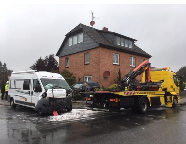 POL-CE: Oldendorf - Hoher Sachschaden durch Vorfahrtverletzung