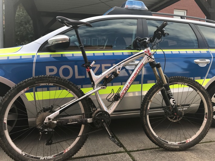 POL-HM: Gestohlenes Fahrrad schnell wieder aufgefunden