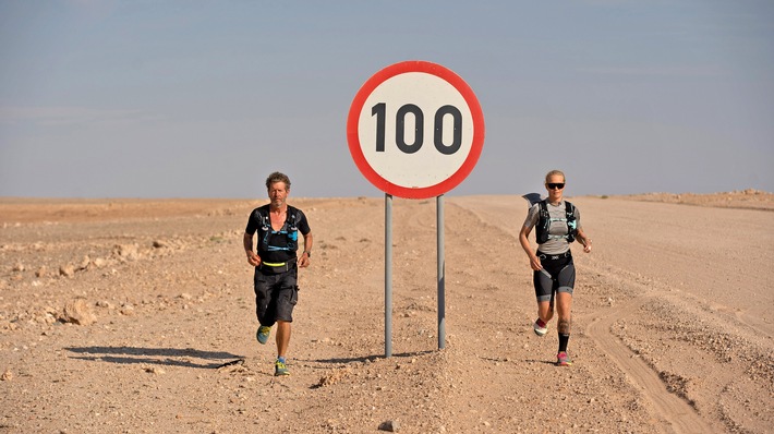 Reisehelden - 1.000 km zu Fuß durch die Wüste Namib / 5.7. ARD Mediathek / 6.7., 20:15 Uhr im SWR Fernsehen