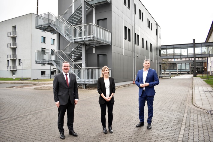 POL-BS: Neue Regionalleitstelle der Region Braunschweig geht in den Wirkbetrieb