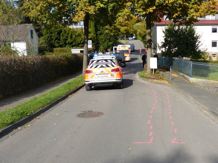 POL-GM: Pedelecfahrerin bei Sturz schwer verletzt