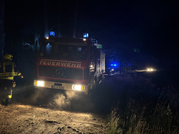 FW Flotwedel: Unklarer Feuerschein sorgt für nächtlichen Einsatz bei Offensen