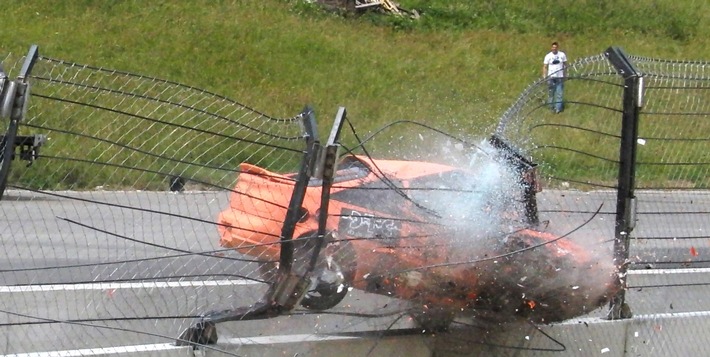 Geobrugg AG: Prestigious "Safety Initiative of the Year" award goes to Switzerland