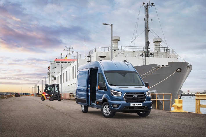 Neuer Ford Transit noch leistungsfähiger dank höherer Zuladung, niedrigerem Verbrauch und besserer Konnektivität