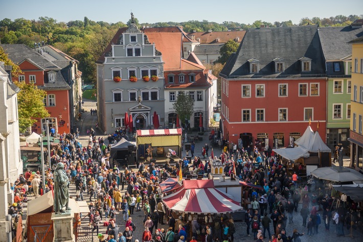 Herbstaktion „Frisch vom Feld“: MDR UM 4 ist „Live vor Ort“ auf Bauernhöfen in Mitteldeutschland