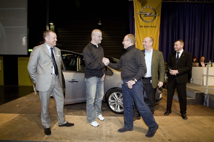 Opel-Betriebsversammlung: André Lange als Überraschungsgast (mit Bild)