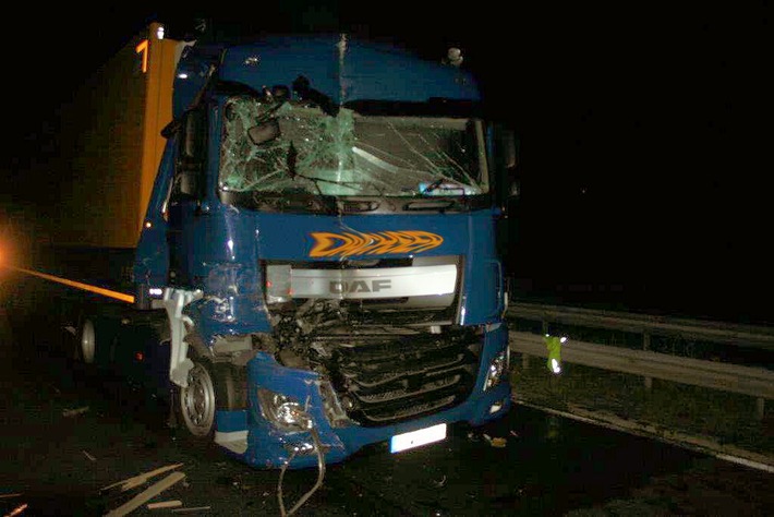 POL-PPWP: Verkehrsunfälle mit erheblichen Schäden auf der BAB 6