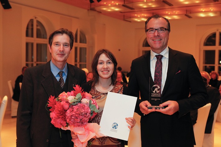FAZ-Redakteurin Christina Hucklenbroich erhält Bernd-Tönnies-Preis (mit Bild)